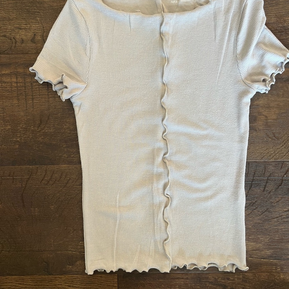 Abercrombie tee